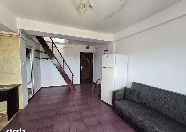 Apartament cu 2 camere în Micro 14