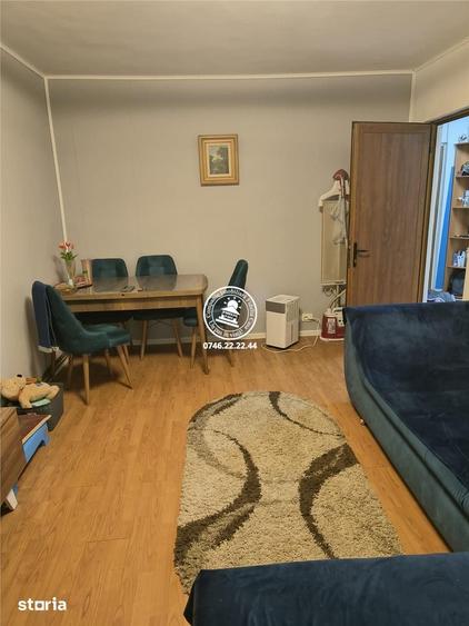Apartament cu 3 camere decomandat în Tătărași