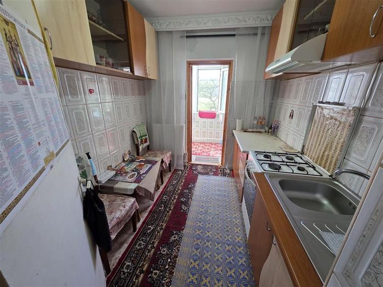Apartament cu 2 camere decomandat în Dacia