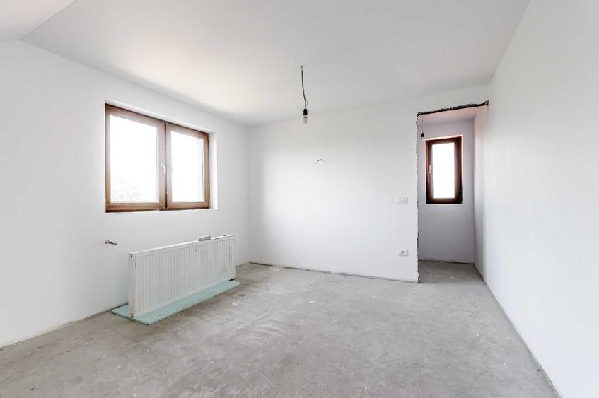 Casă cu 4 camere în Central