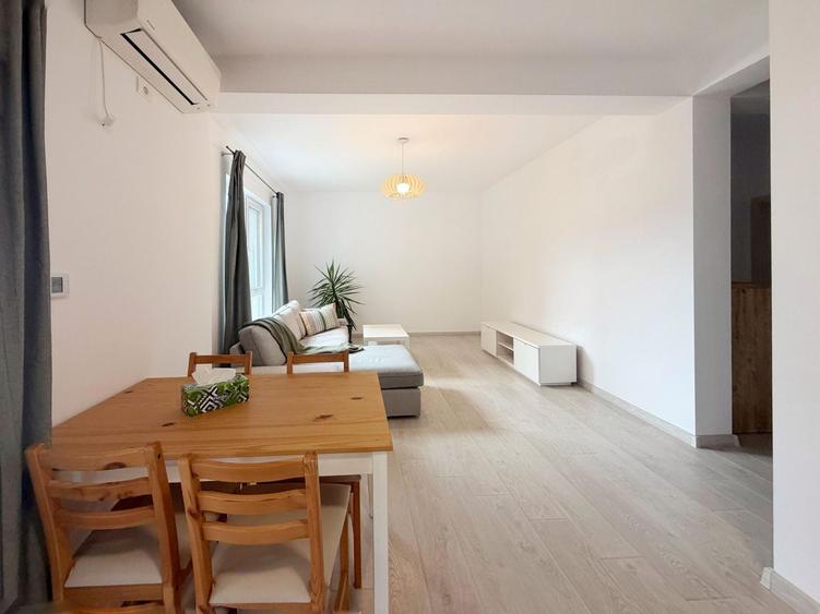 Apartament cu 3 camere decomandat, mobilat în Aradului