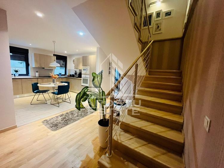 Duplex cu 4 camere cu Canalizare în Dumbrăvița