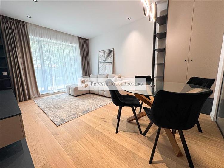 Apartament cu 2 camere decomandat, mobilat în Aviației