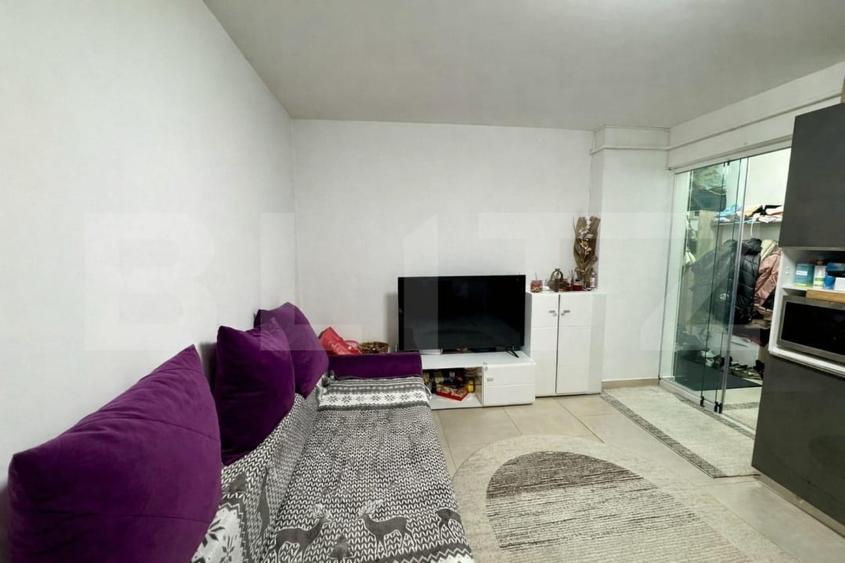 Apartament cu 3 camere decomandat, mobilat în Baza 3