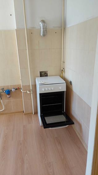Apartament cu 2 camere semidecomandat în Ultracentral
