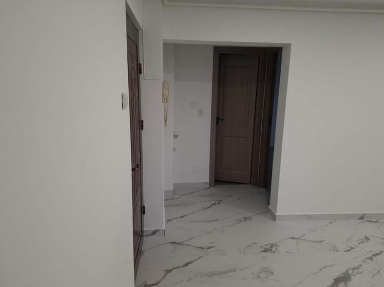 Apartament de vanzare cu 2 camere, - 6