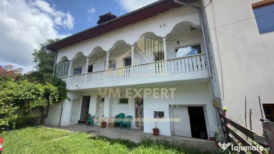 Casă cu 4 camere cu Teren 233 Mp în Sud