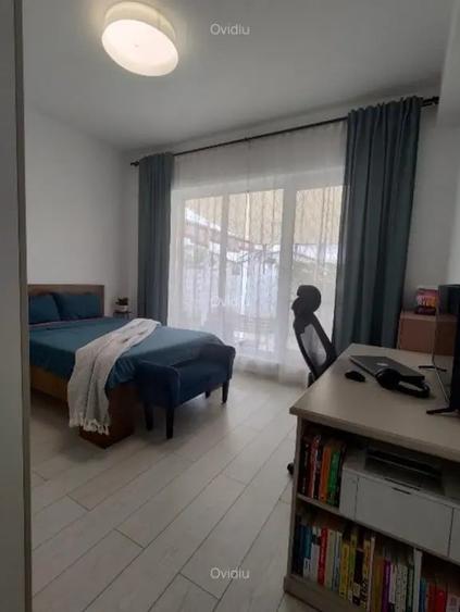 Casă cu 4 camere în Tunari