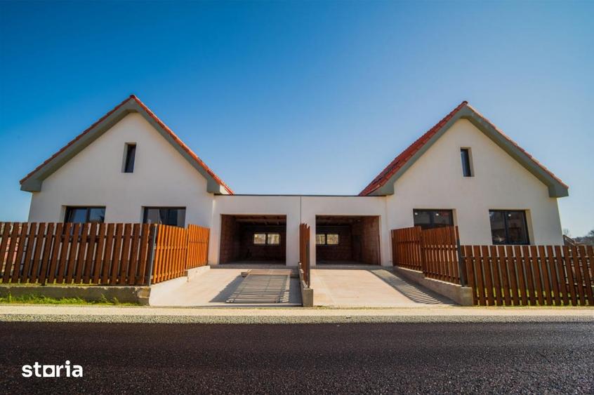 Casă cu 5 camere cu Teren 523 Mp în Ciurila