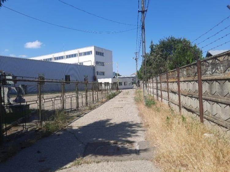 Spațiu industrial, de 626 mp, în Central