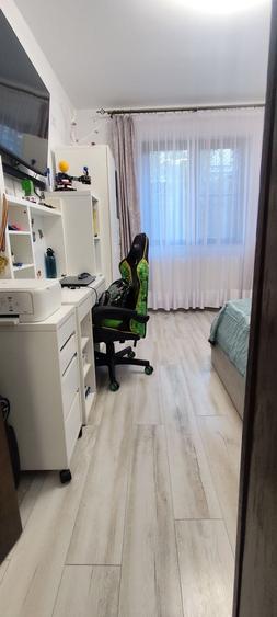 Apartament cu 2 camere semidecomandat în Dobroești