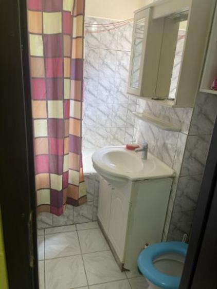 Apartament cu 2 camere semidecomandat în Ferentari