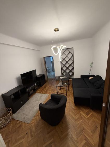 Apartament cu 3 camere în Ultracentral