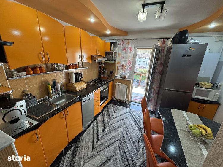 Apartament cu 2 camere decomandat în Carpați 2