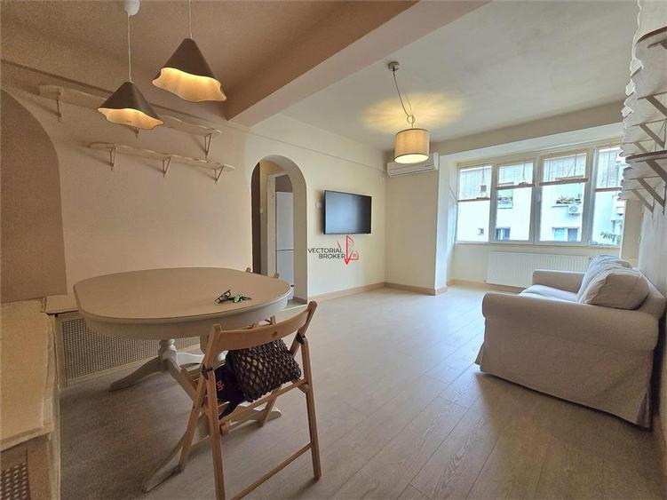Apartament cu 2 camere semidecomandat în Floreasca