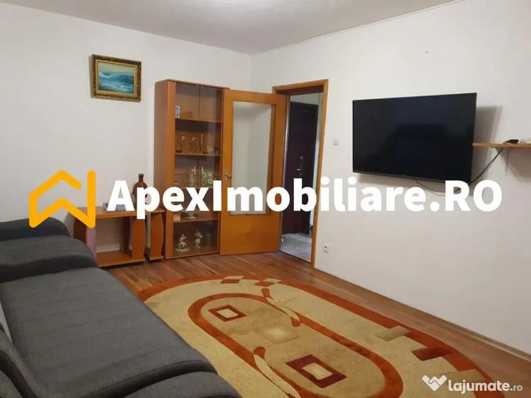 Apartament cu 4 camere decomandat, mobilat în Rahova
