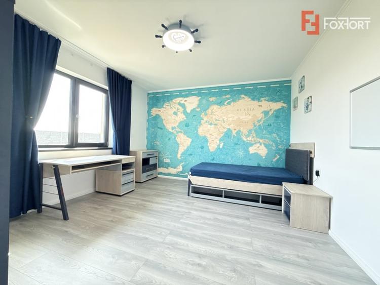 Casă individuală cu 5 camere cu Teren 1033 Mp în Săcălaz