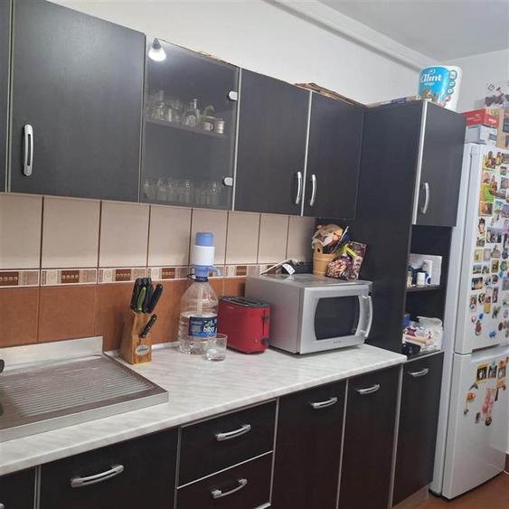 Apartament cu 2 camere decomandat în Radu Negru