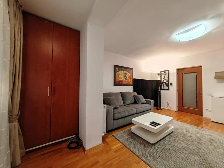 Apartament cu 2 camere semidecomandat, mobilat în Domenii