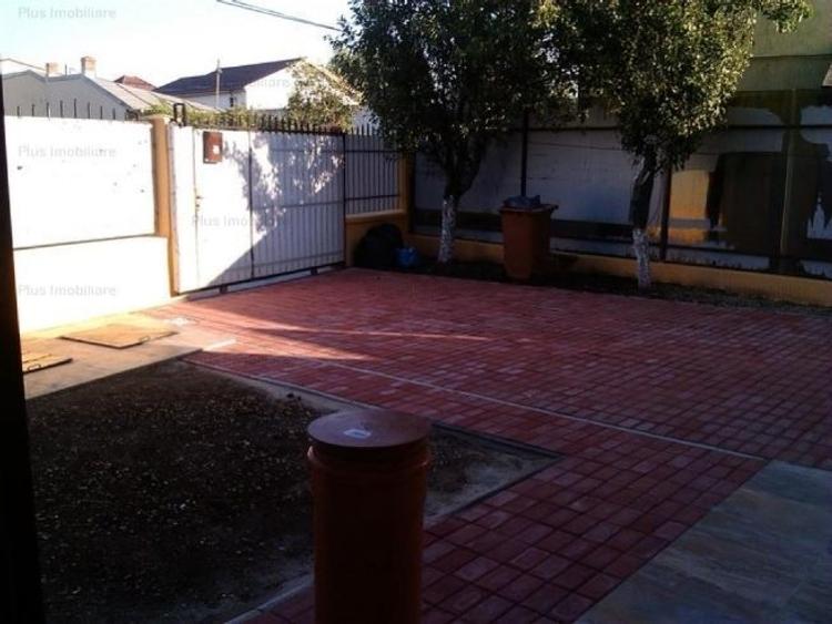 Duplex cu 6 camere cu Canalizare în Popești-Leordeni