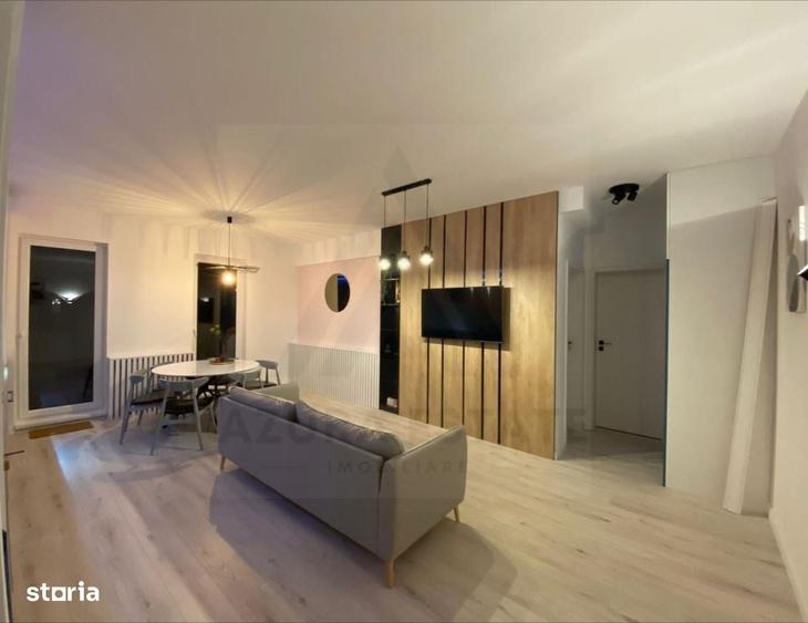 Apartament modern 3 camere balcon 5 mp utili si parcare zona Centrala - 1