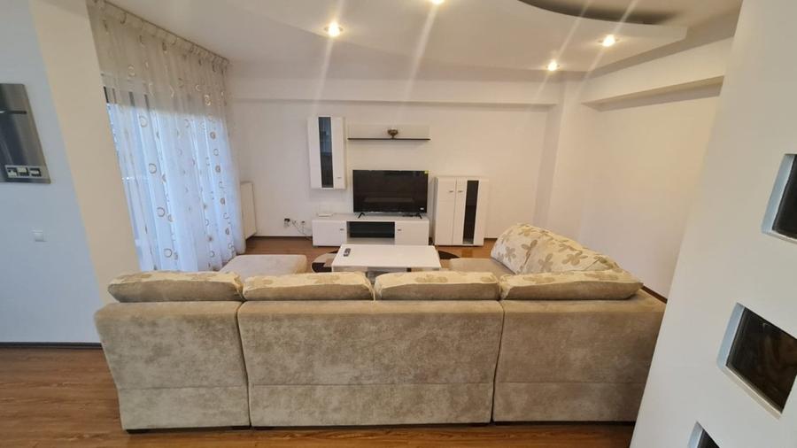 Apartament cu 2 camere decomandat, mobilat în Decebal