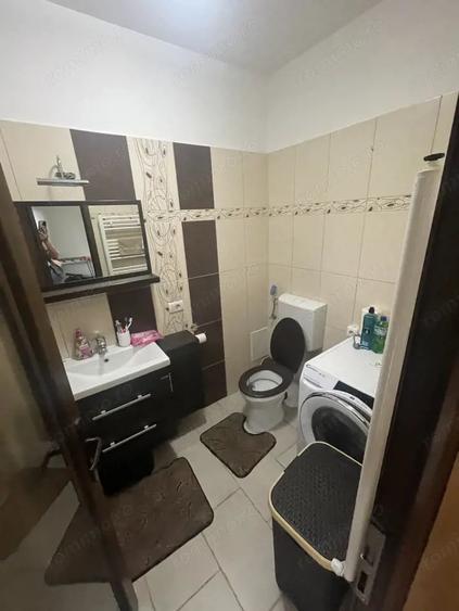 Casă cu 4 camere cu Teren 977 Mp în Urișor