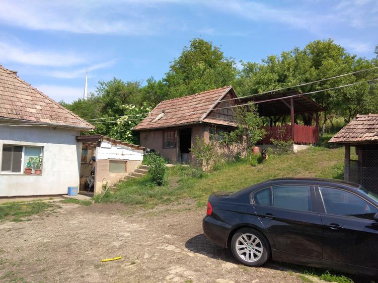 Casă cu 3 camere în Sânpaul
