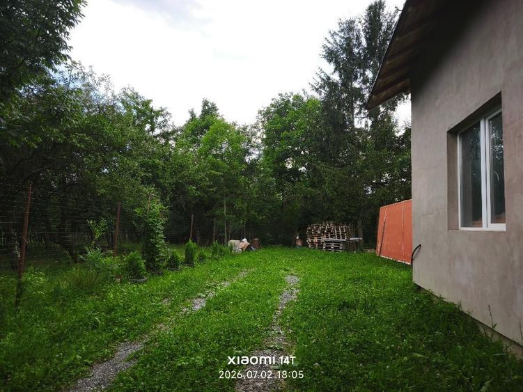 Casă cu 8 camere cu Teren 1498 Mp în Brebu