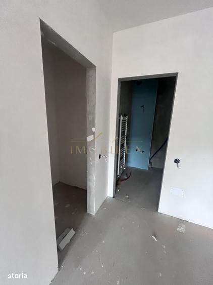 Apartament cu 3 camere în Florești