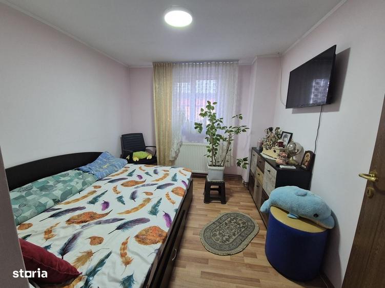 Casă cu 4 camere în Valea Călugărească