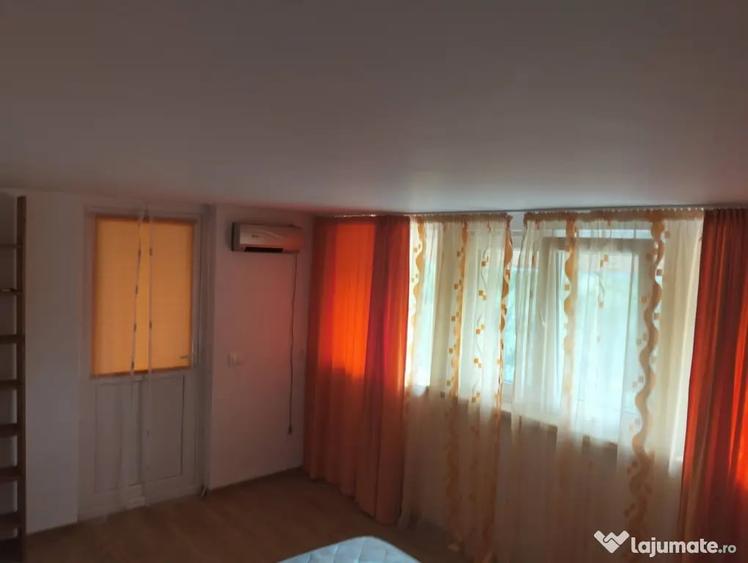 Casă cu 3 camere în Socea