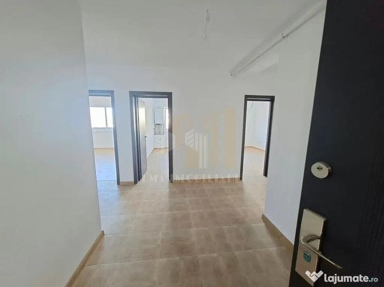 Apartament cu 3 camere decomandat în Sânpetru