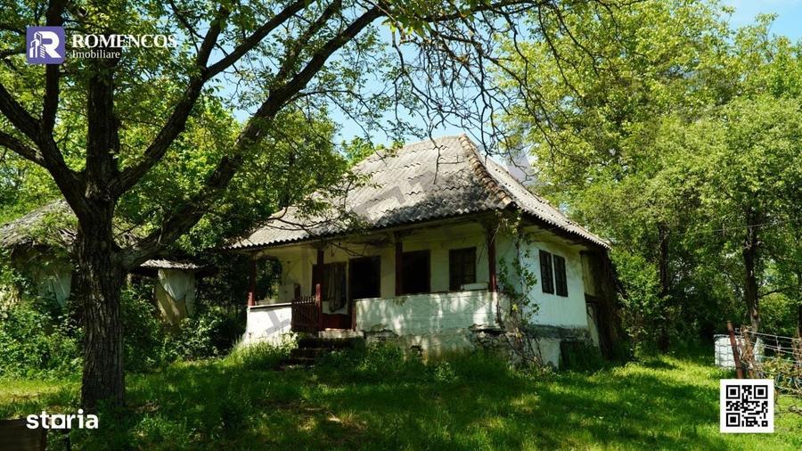 Casă cu 2 camere în Oprești