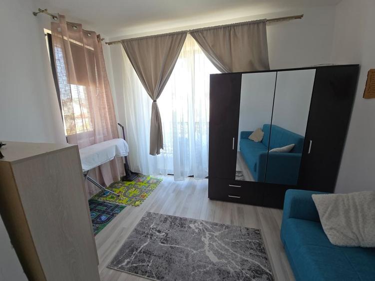 Casă individuală cu 4 camere cu Canalizare în Berceni