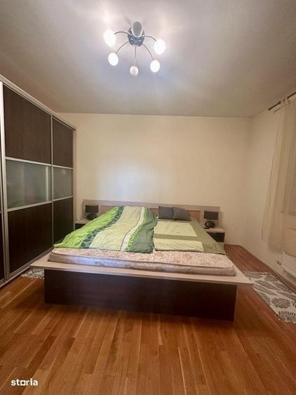 Casă cu 4 camere cu Teren 1380 Mp în Central