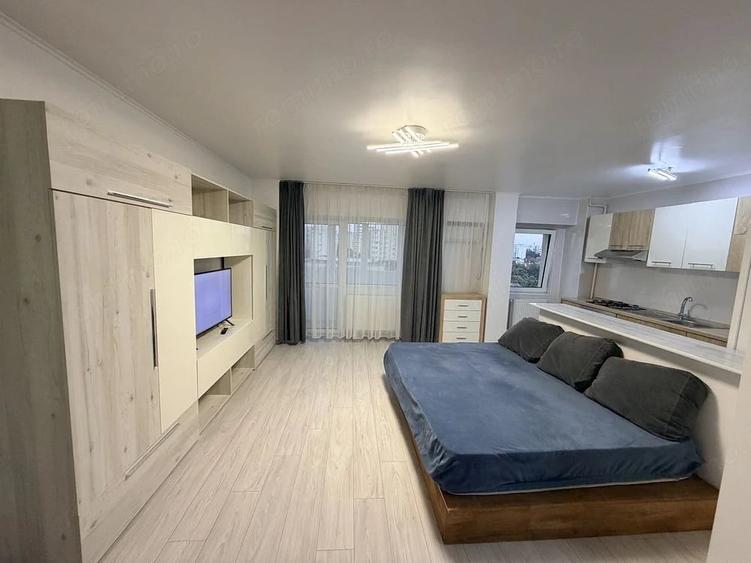 Garsonieră decomandată în Muncii