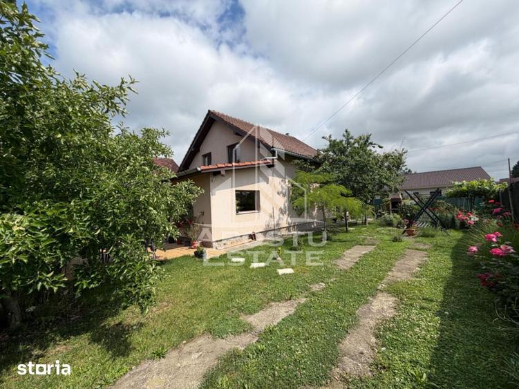 Casă cu 4 camere cu Teren 400 Mp în Sânmihaiu Român
