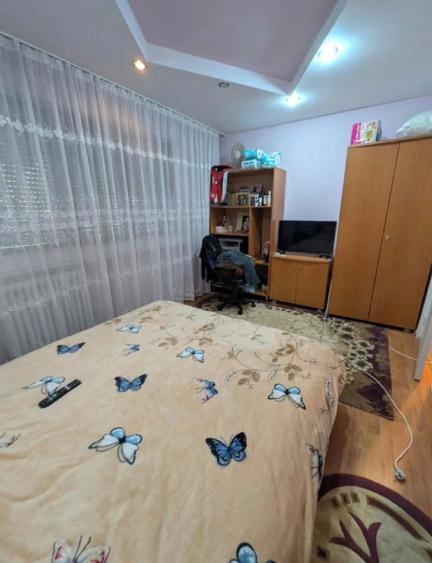 Apartament cu 2 camere semidecomandat în Exterior Vest