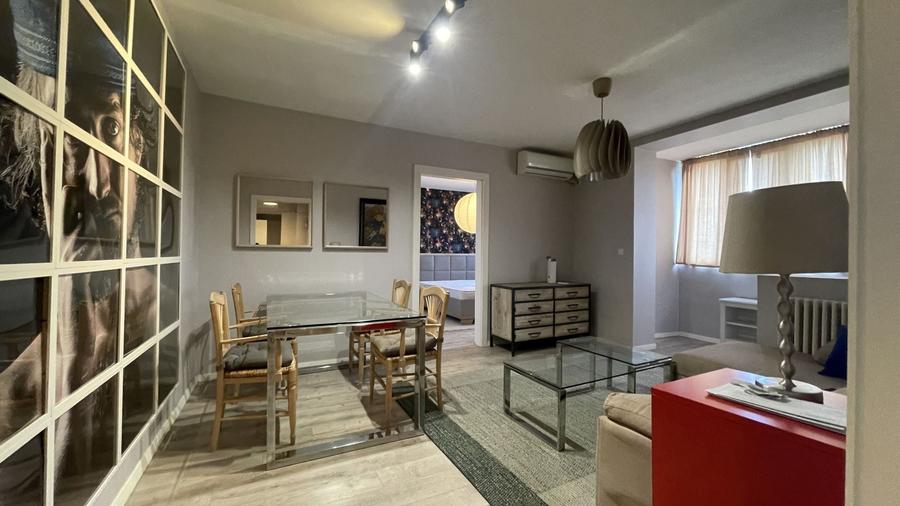 Apartament cu 2 camere semidecomandat în Arcul de Triumf
