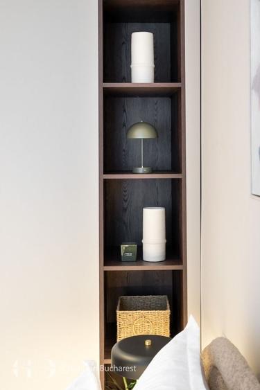 Apartament cu 2 camere decomandat, mobilat în Universitate