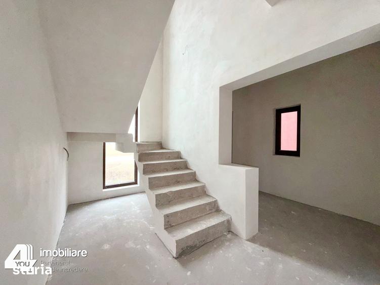 Casa noua din 2025 semifinisata, Curtici cartier nou, teren 500 mp - 2
