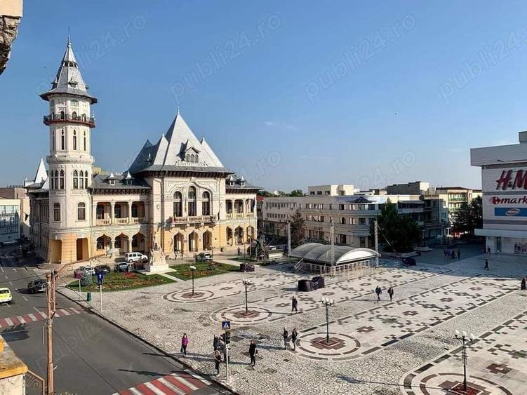 Apartament cu 2 camere decomandat în Central