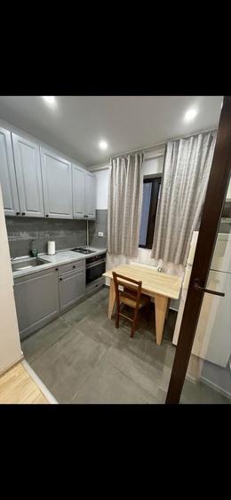 Apartament cu 2 camere decomandat în Exterior Vest
