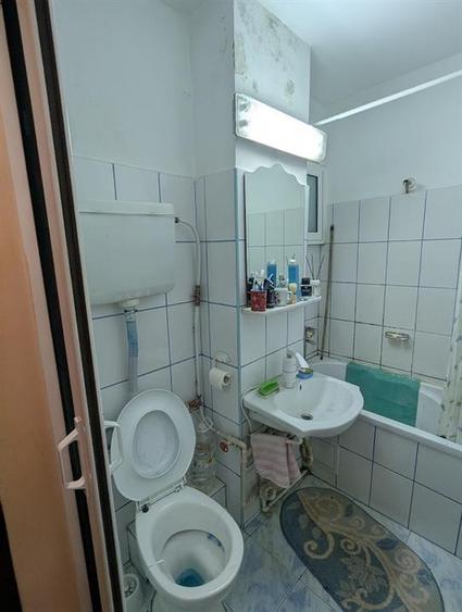 Apartament cu 3 camere decomandat în Plantelor