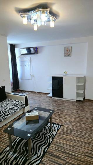 Apartament cu 2 camere semidecomandat în Măgurele