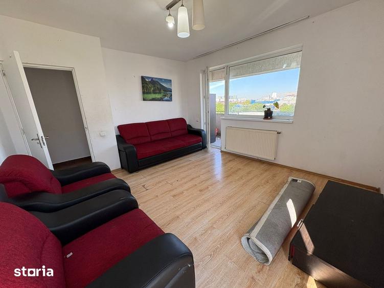 Apartament cu 2 camere decomandat în Metalurgiei
