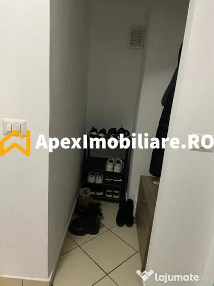 Apartament cu 4 camere decomandat în Lujerului