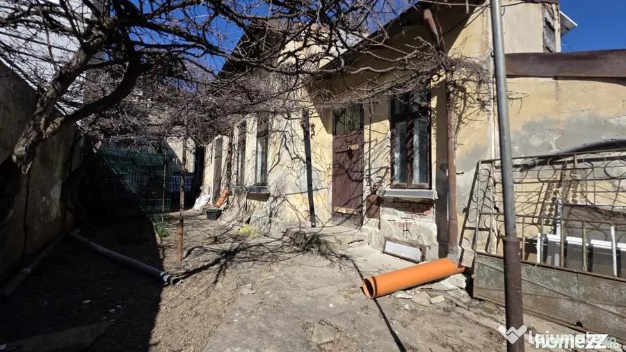 Casă cu 3 camere cu Teren 1000 Mp în Armeneasca