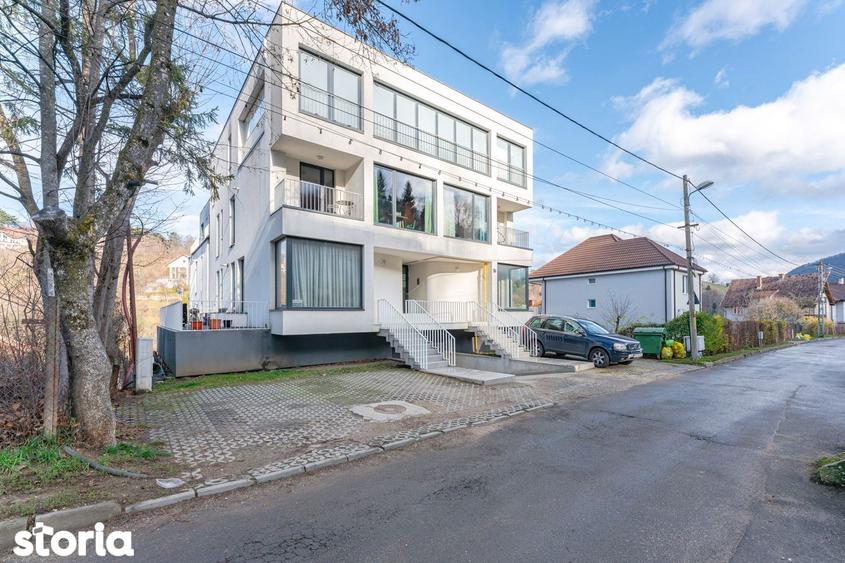 Apartament cu 2 camere, mobilat în Schei